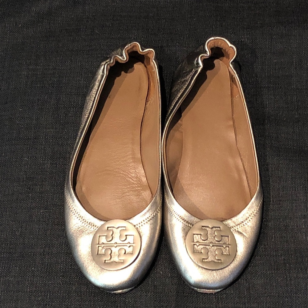 Size 9.5 Tory Burch Minnie Travel Flats